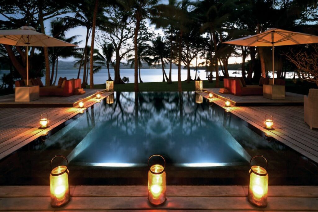 Dolphin Island - Fiji